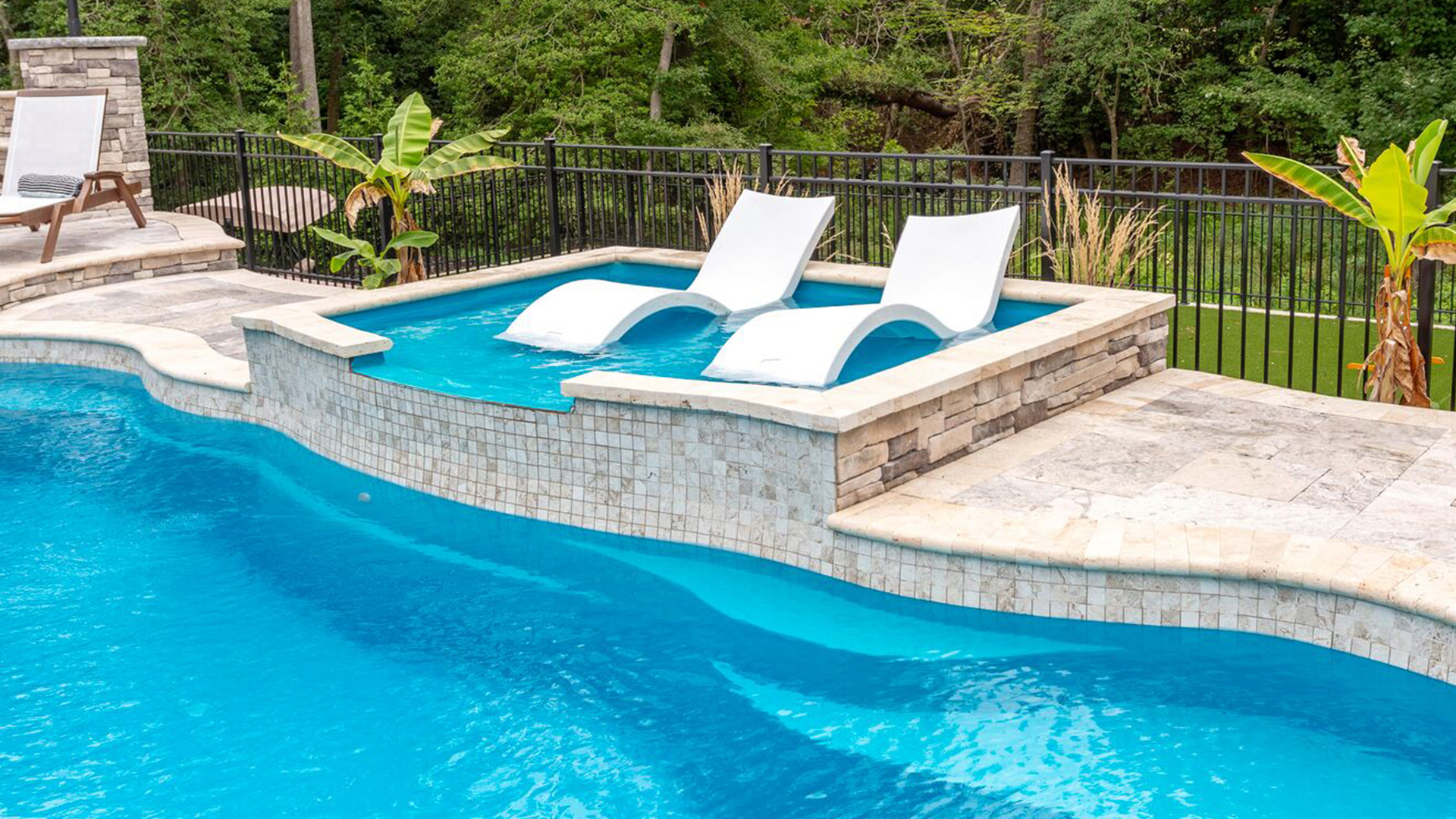 The Opal Tanning Ledge | Special Care Patios & Pools